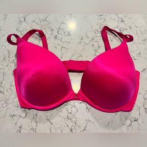HOT PINK Victoria’s Secret Fabulous Plunge Bra